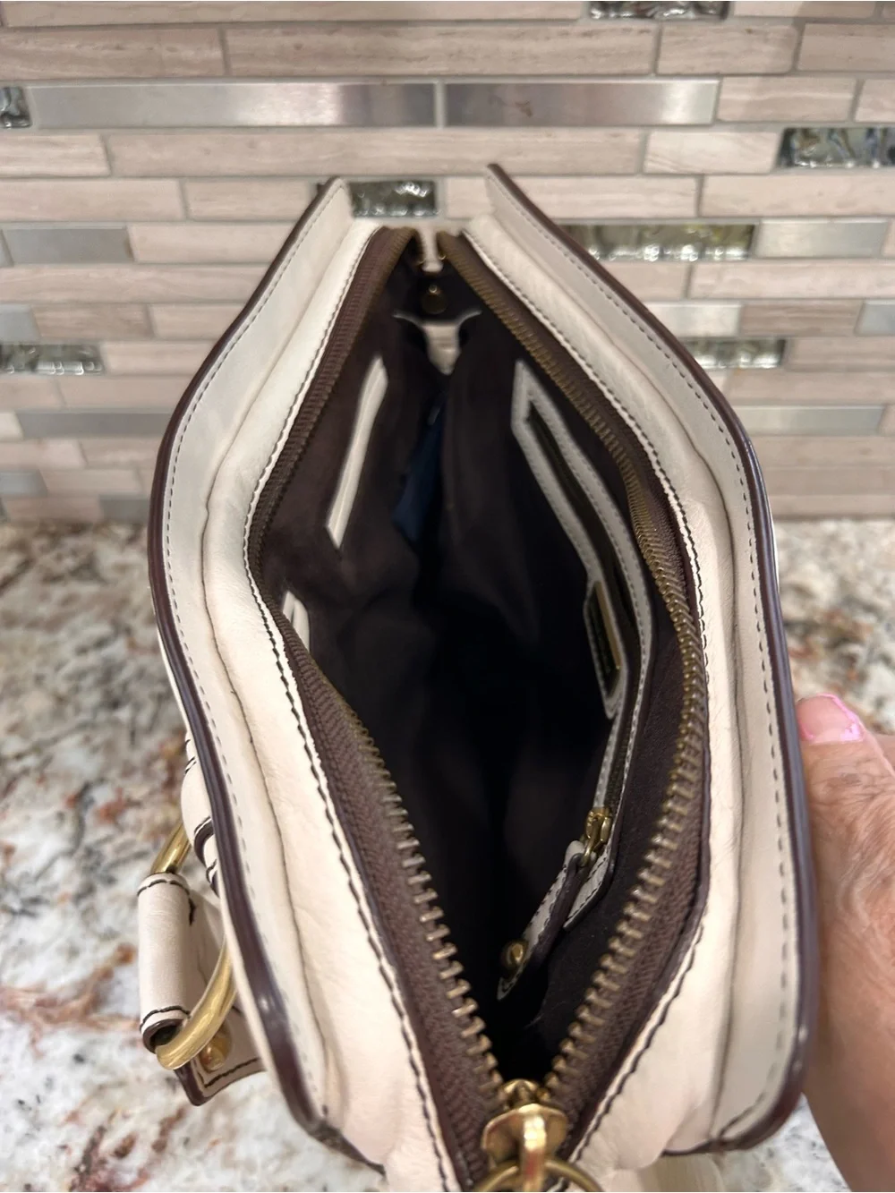 Banana republic, leather& Woven raffia - Ivory and Tan bag